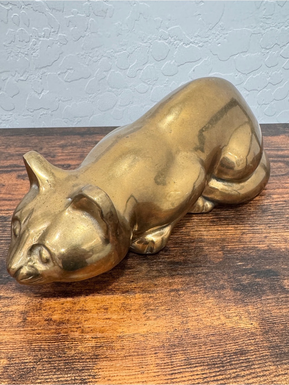 Vintage Solid Brass Crouching Cat Figurine MCM Shelf Decor IEM Taiwan
